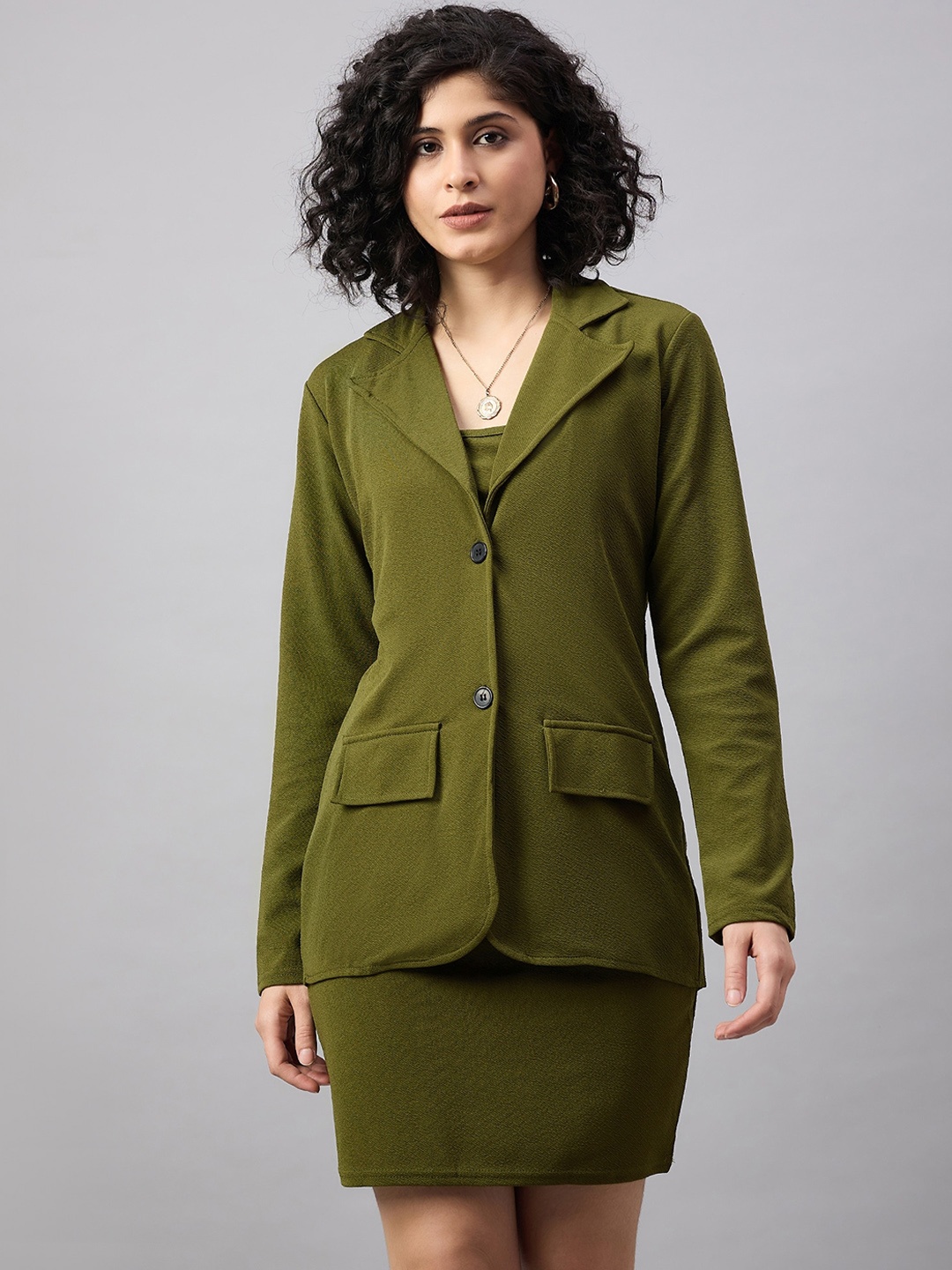 

The Roadster Lifestyle Co Olive Green Shoulder Straps Top With Skirt & Blazers