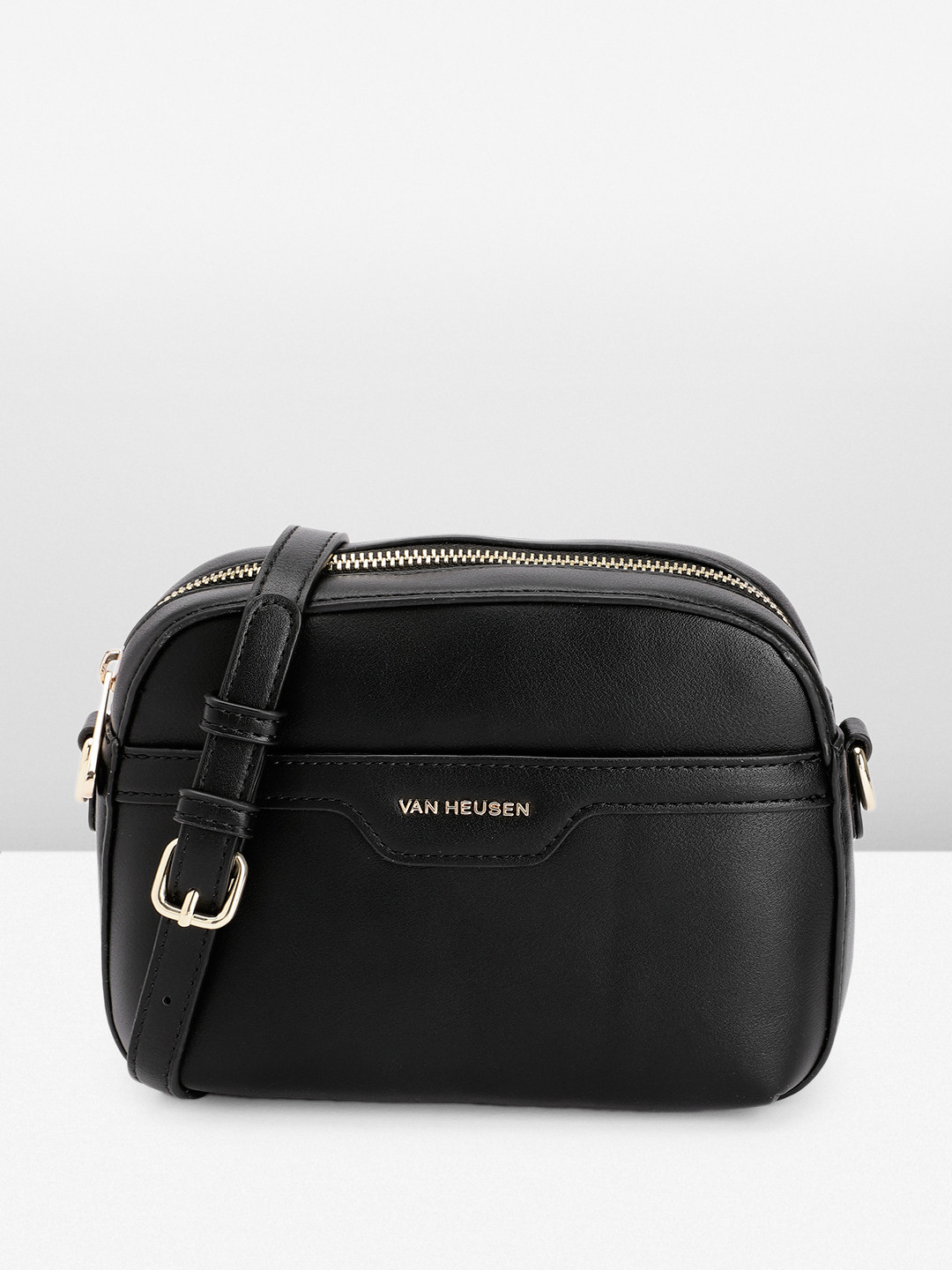 

Van Heusen Sling Bag, Black