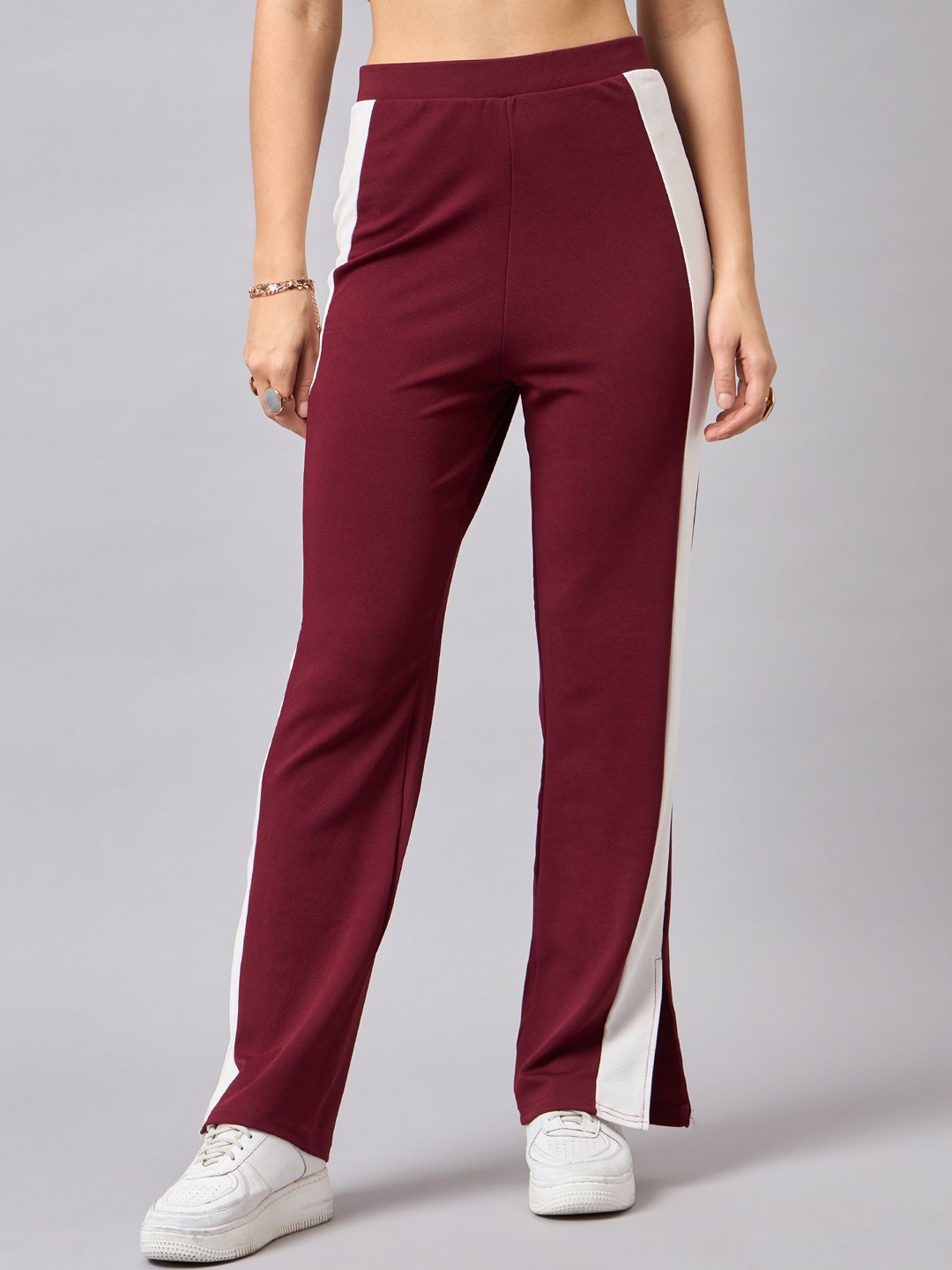 

The Roadster Lifestyle Co. Marron Women Colorblocked High-Rise Casual Trousers, Maroon