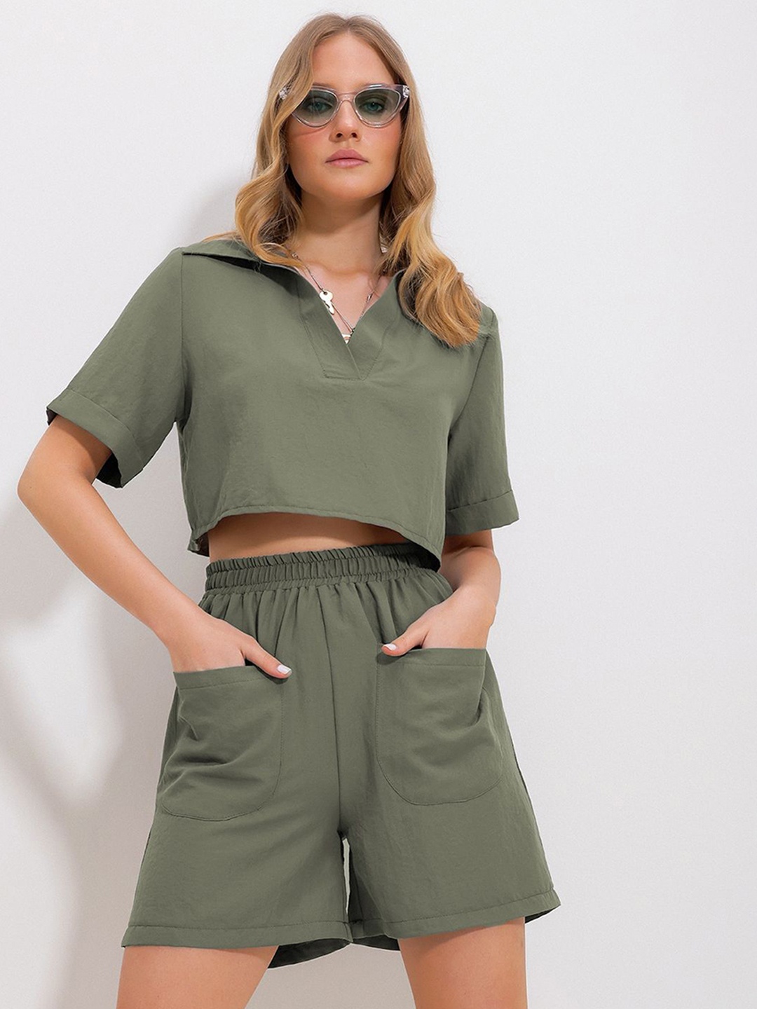

Trend Alacati stili T-shirt With Short Co-Ords, Green