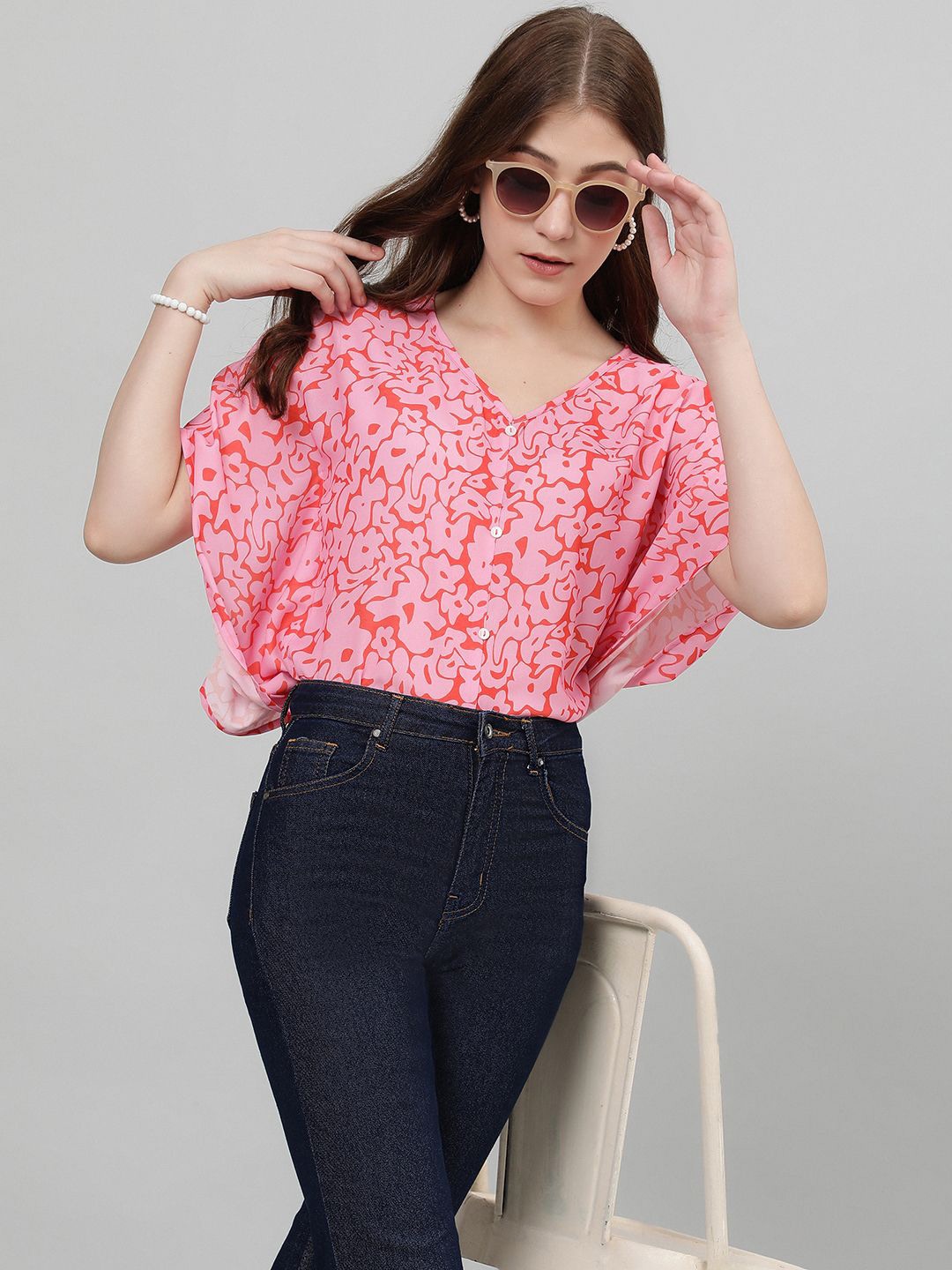 

Kotty Batwing Sleeves Printed Top, Pink