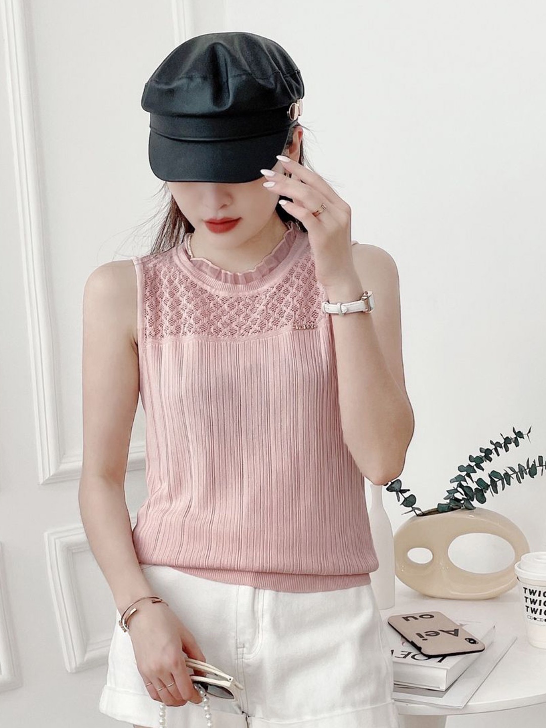 

StyleCast Pink Round Neck Sleeveless Top