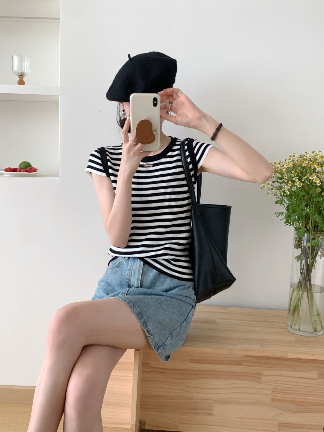 

StyleCast Black Horizontal Striped Round Neck Tshirt