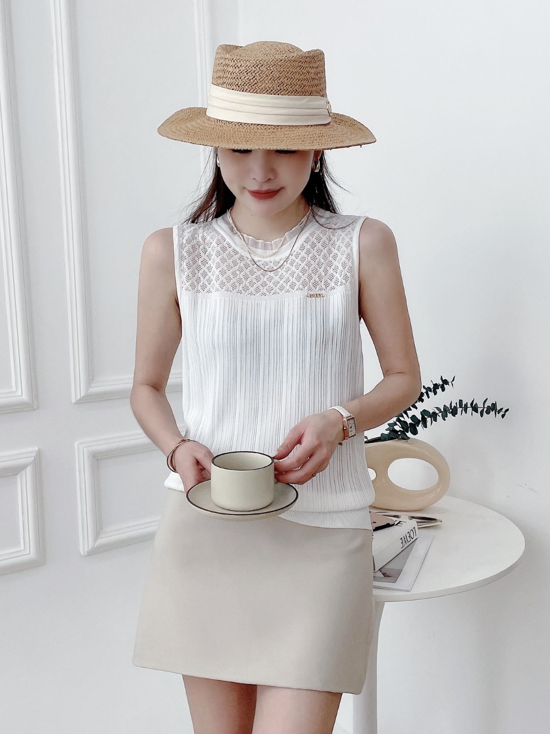 

StyleCast Self Design Sleeveless Round Neck Top, White