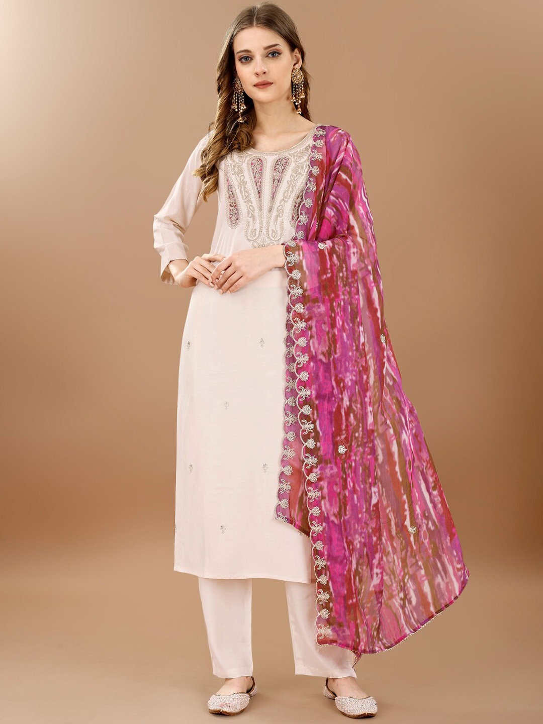 

SAPTRANGI Round Neck Floral Embroidered Straight Kurta with Pyjama & Dupatta, Pink