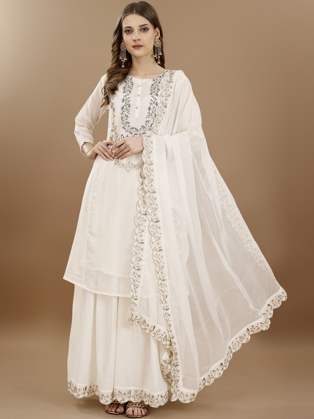 

SAPTRANGI Round Neck Floral Embroidered Kurta with Palazzo & Dupatta, White
