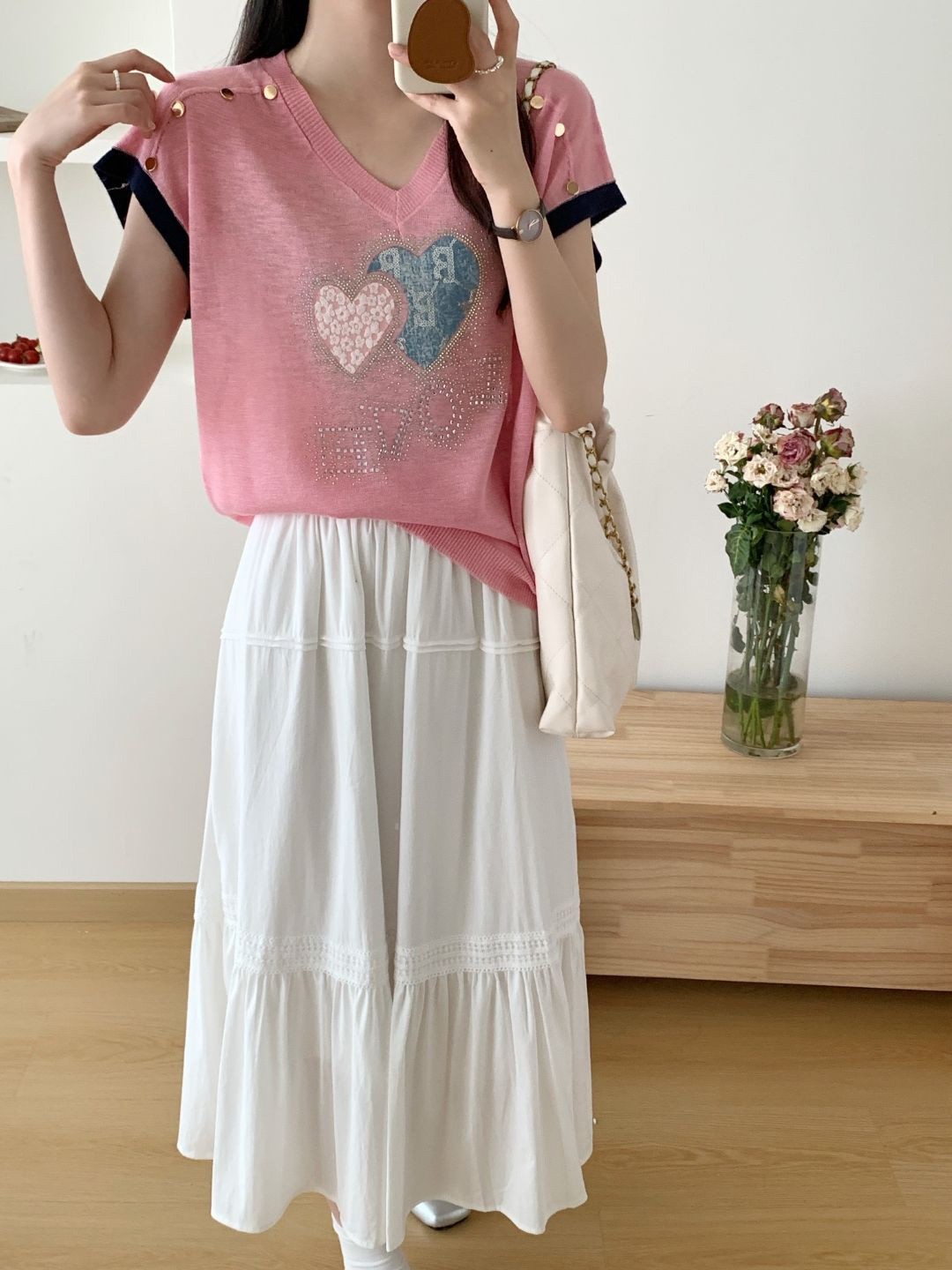 

StyleCast Typography Printed V-Neck Short Sleeves Top, Pink
