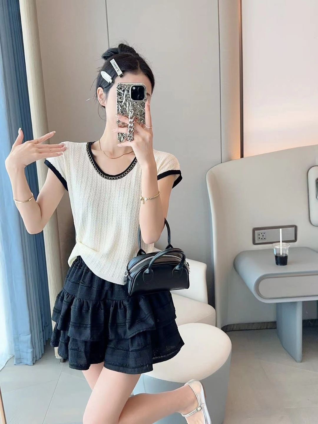 

StyleCast Round Neck Solid Short Sleeves Top, White