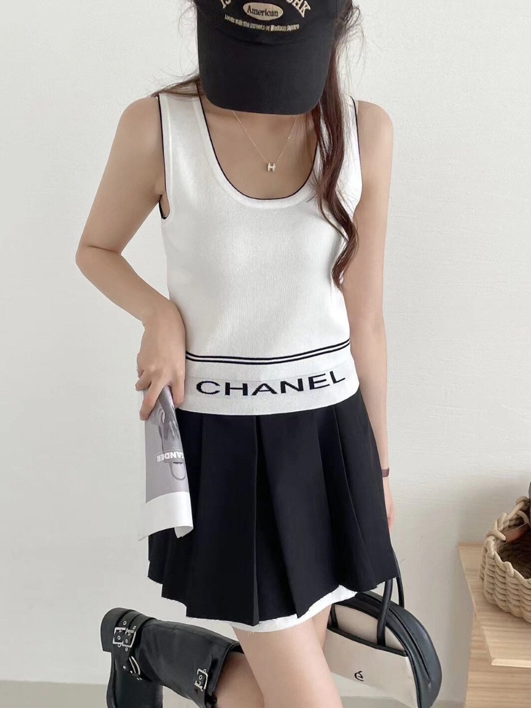

StyleCast Round Neck Typography Printed Sleeveless Top, White