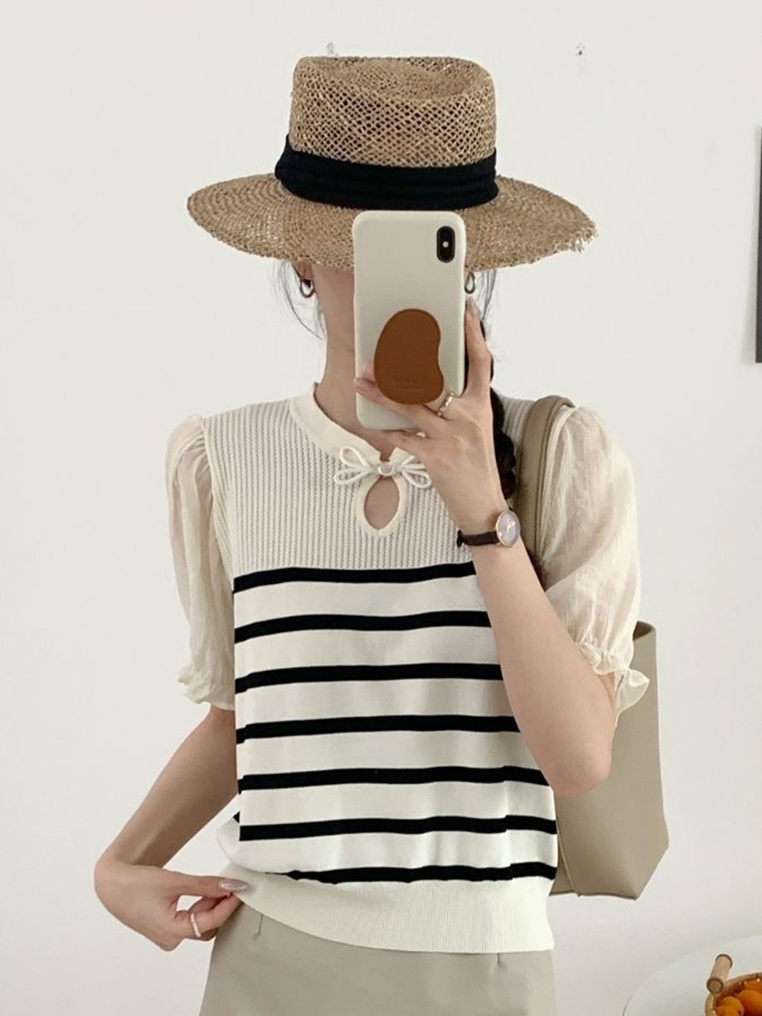 

StyleCast Horizontal Striped Keyhole Neck Top, White