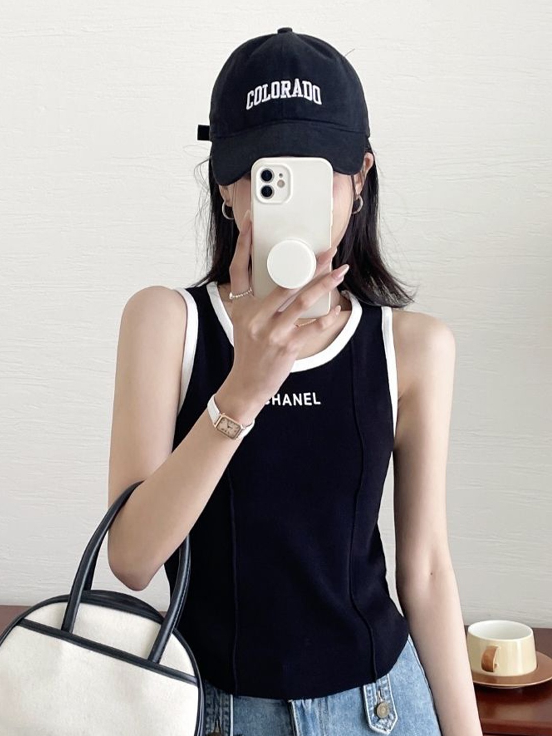 

StyleCast Round Neck Solid Sleeveless Tank Top, Black