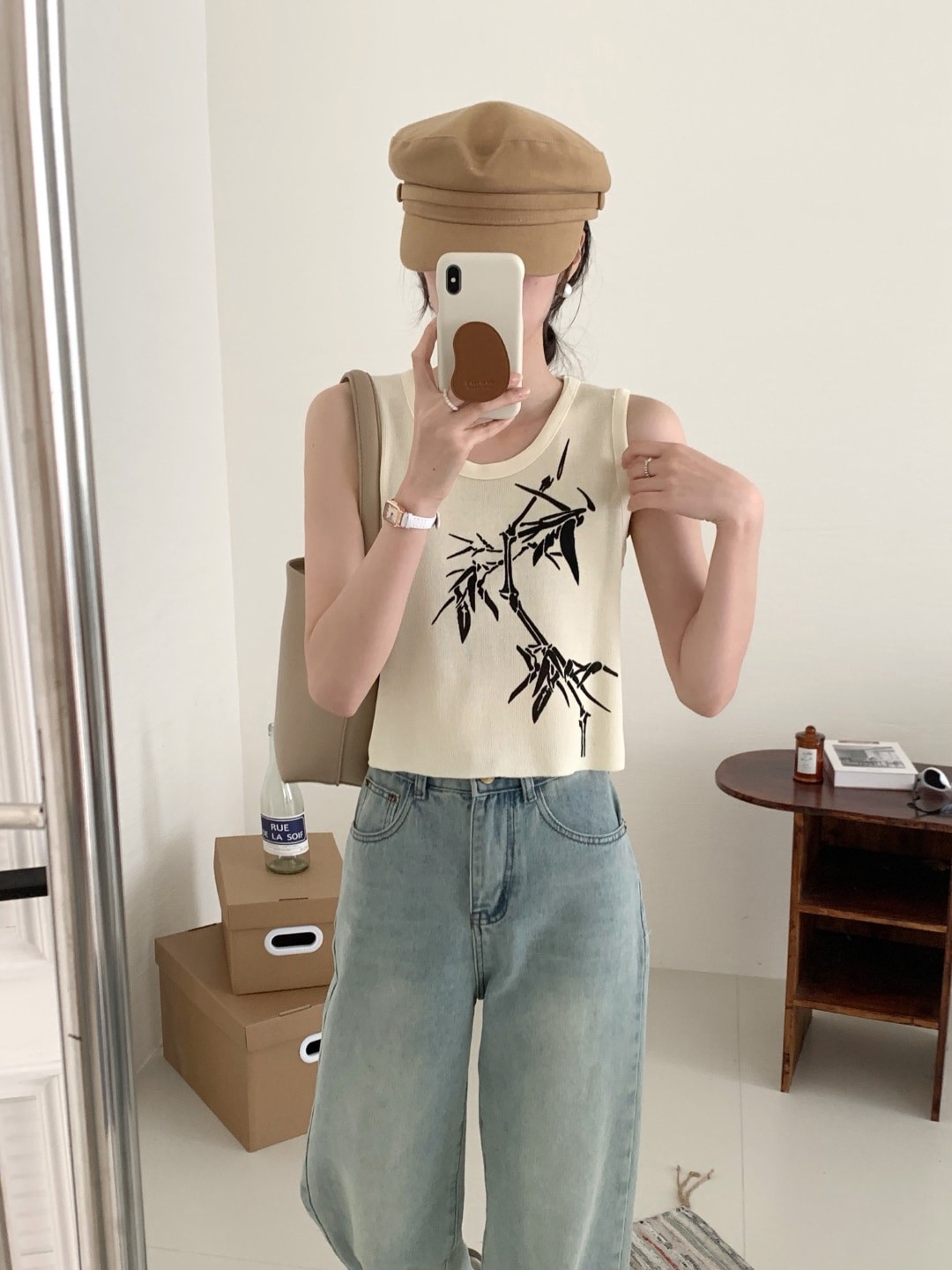 

StyleCast Round Neck Graphic Printed Sleeveless Top, Cream