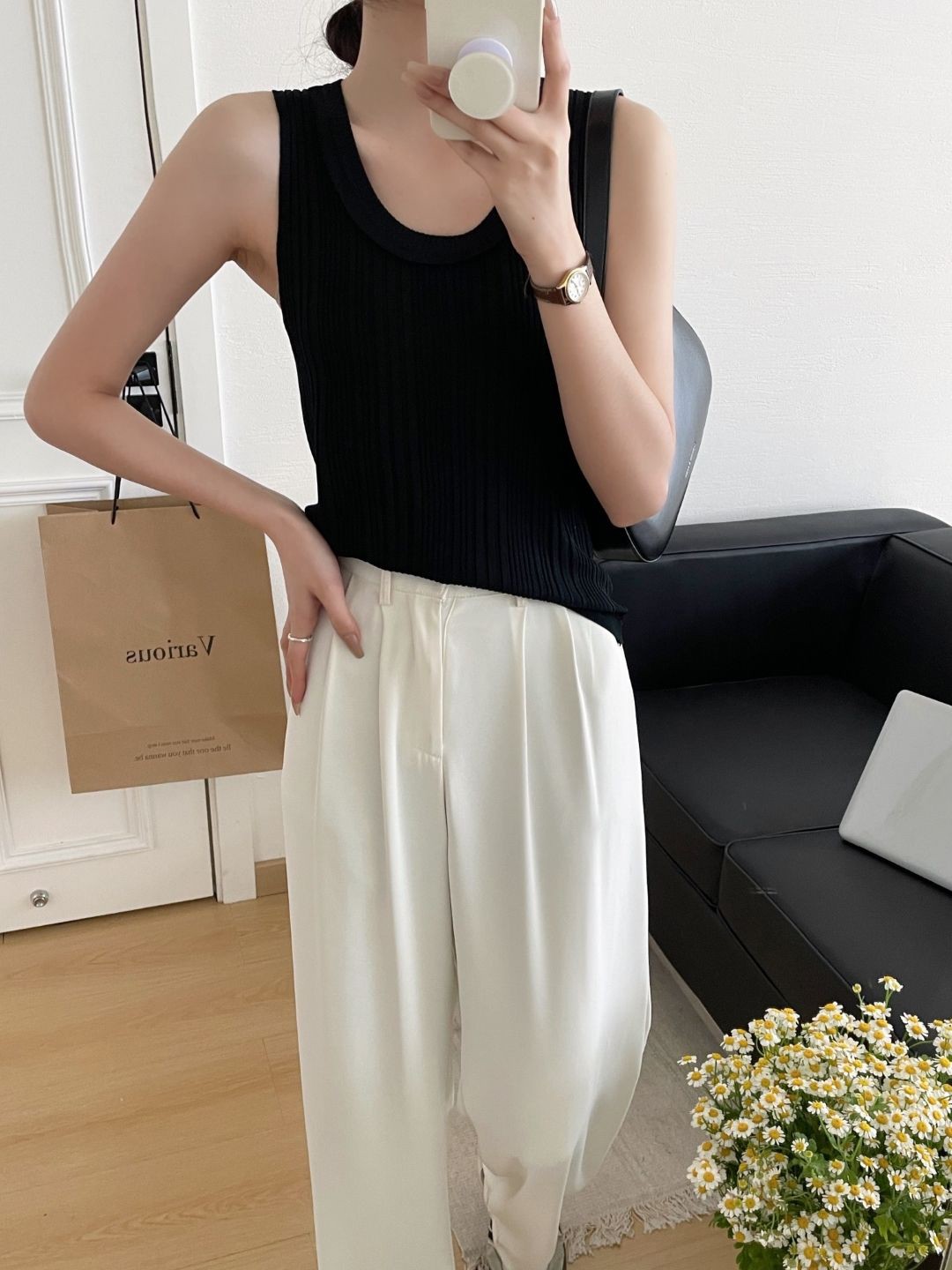 

StyleCast Round Neck Solid Sleeveless Tank Top, Black