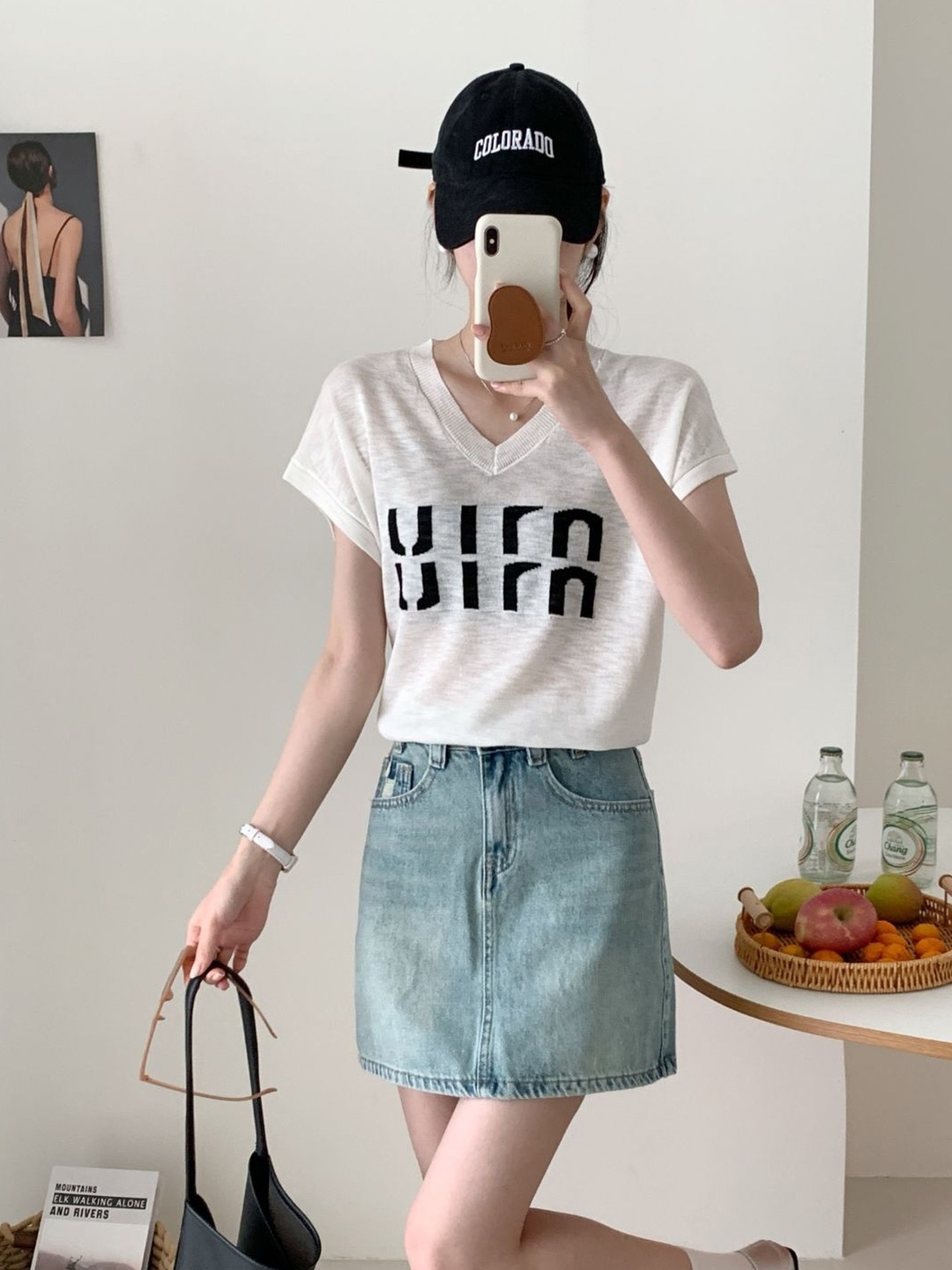 

StyleCast V-Neck Typography Printed Top, White