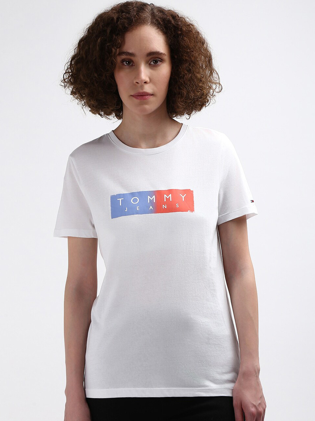 

Tommy Hilfiger Women Typography Printed T-shirt, White