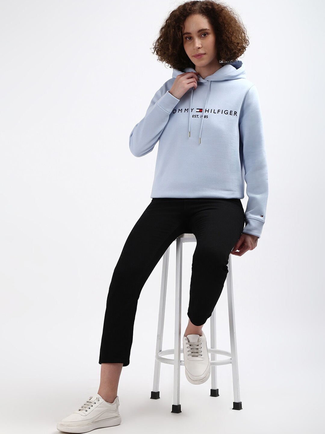 

Tommy Hilfiger Long Sleeves Hooded Pullover Sweatshirt, Blue