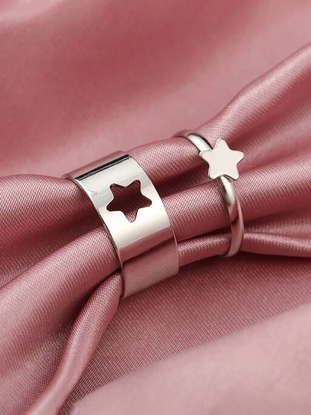 

Jewels Galaxy Set of 2 Silver-Plated Finger Rings