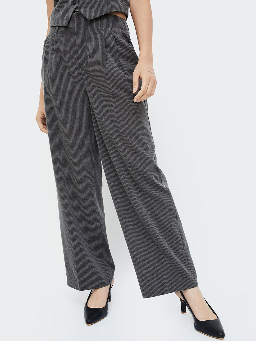 

CODE by Lifestyle Women Striped Pleated Parallel Trousers, Grey