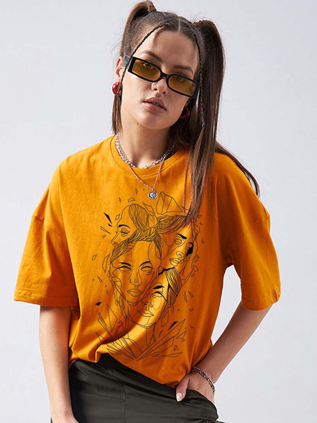 

GESPO Graphic Printed Round Neck Oversized T-shirt, Mustard