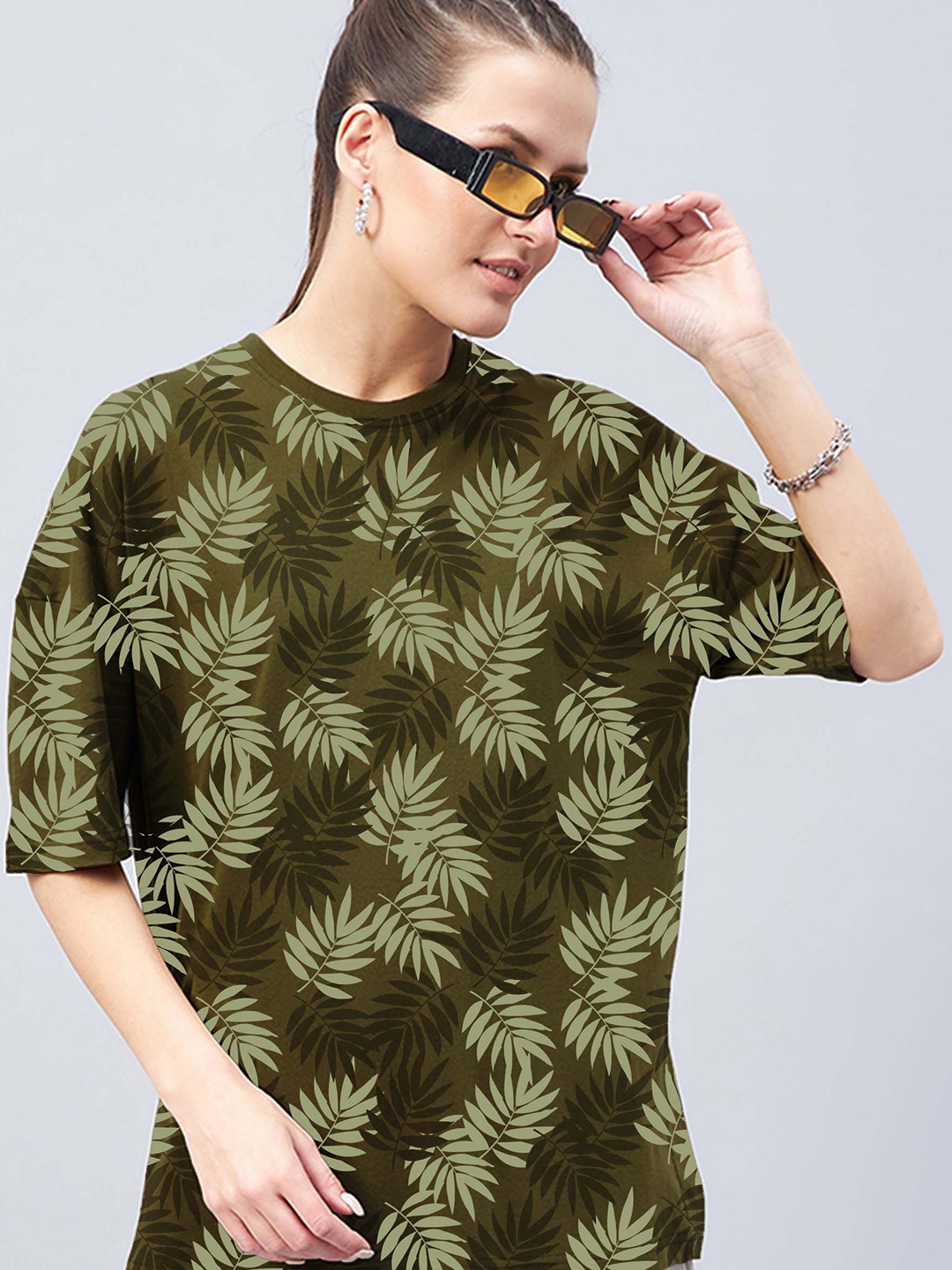 

GESPO Floral Printed Round Neck Oversized T-shirt, Green