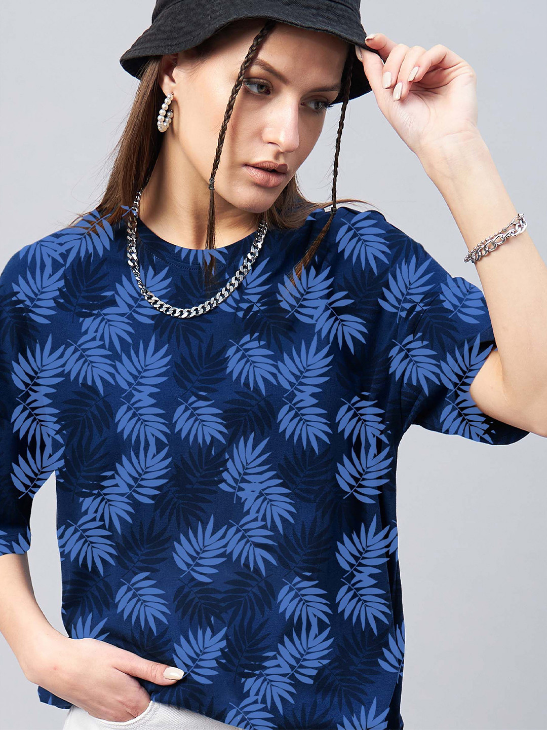 

GESPO Floral Printed Round Neck Oversized T-shirt, Multi