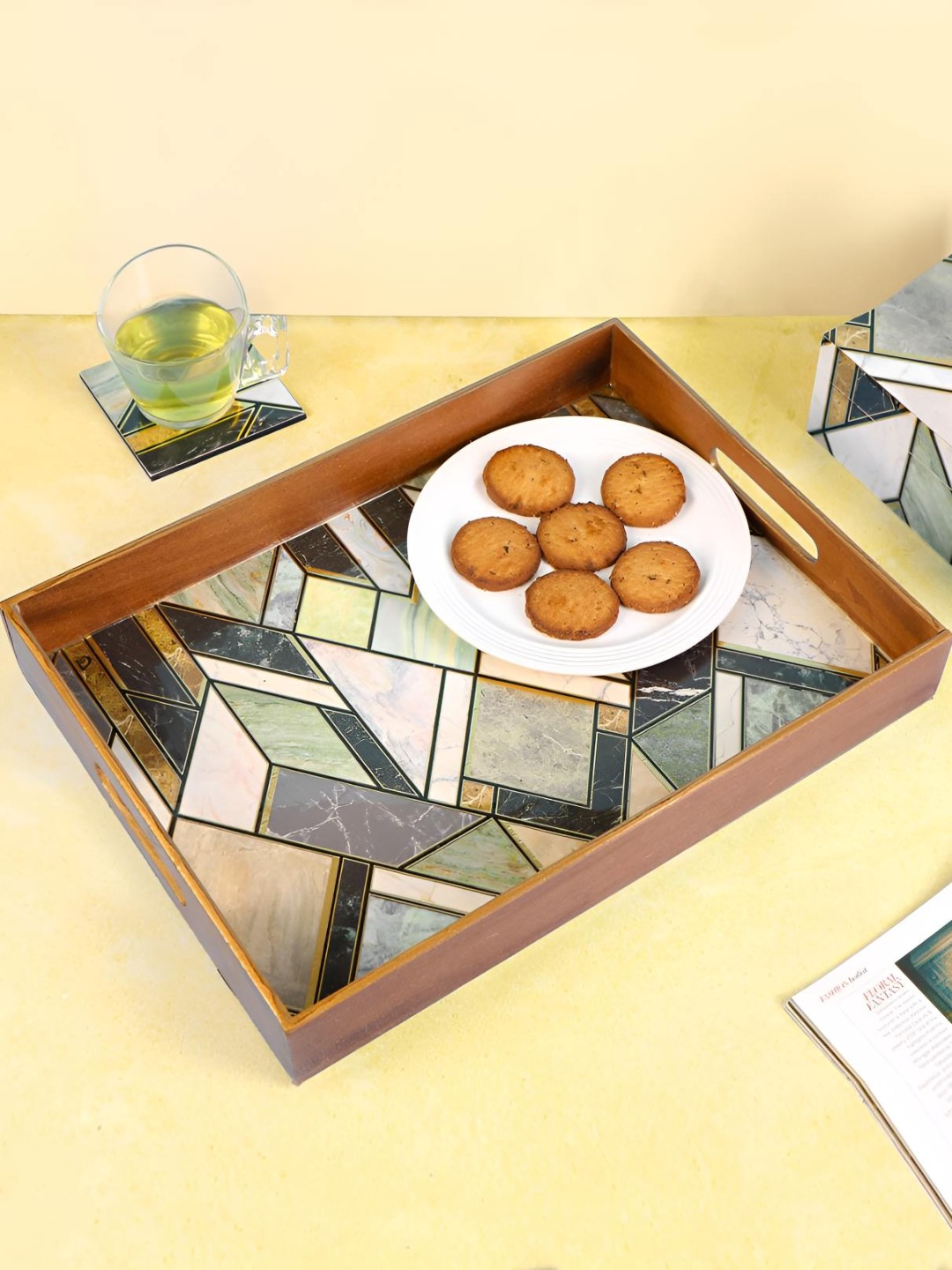

THE HOME CO. Green & Gold Toned Geometric Printed Rectangle Wooden Serving Tray