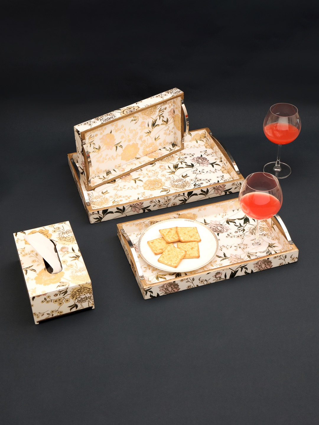 

THE HOME CO. 3 Pcs White & Yellow Wood Square Serving Tray