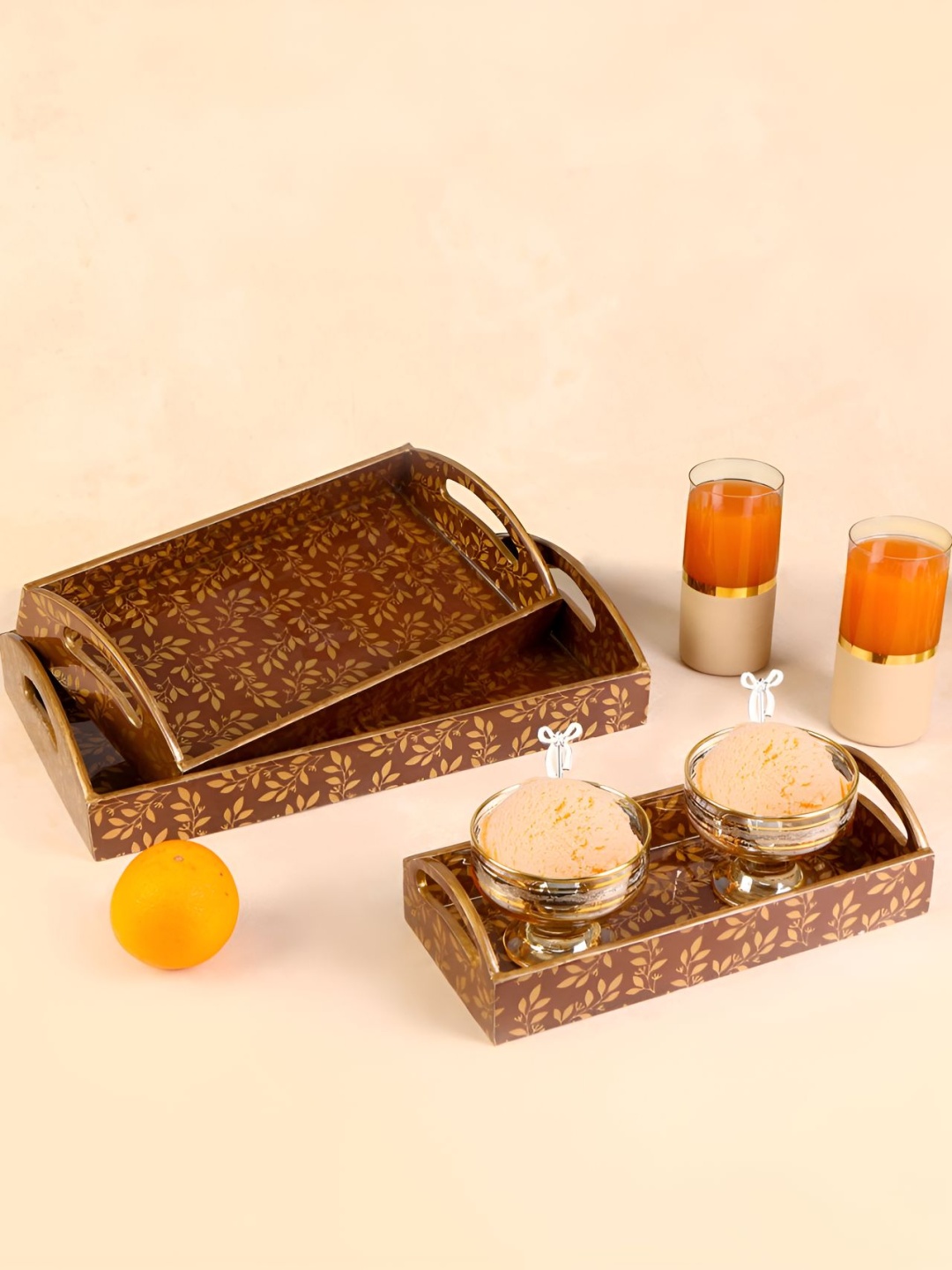 

THE HOME CO. 3 Pcs Wooden Textured Serving Trays, Gold