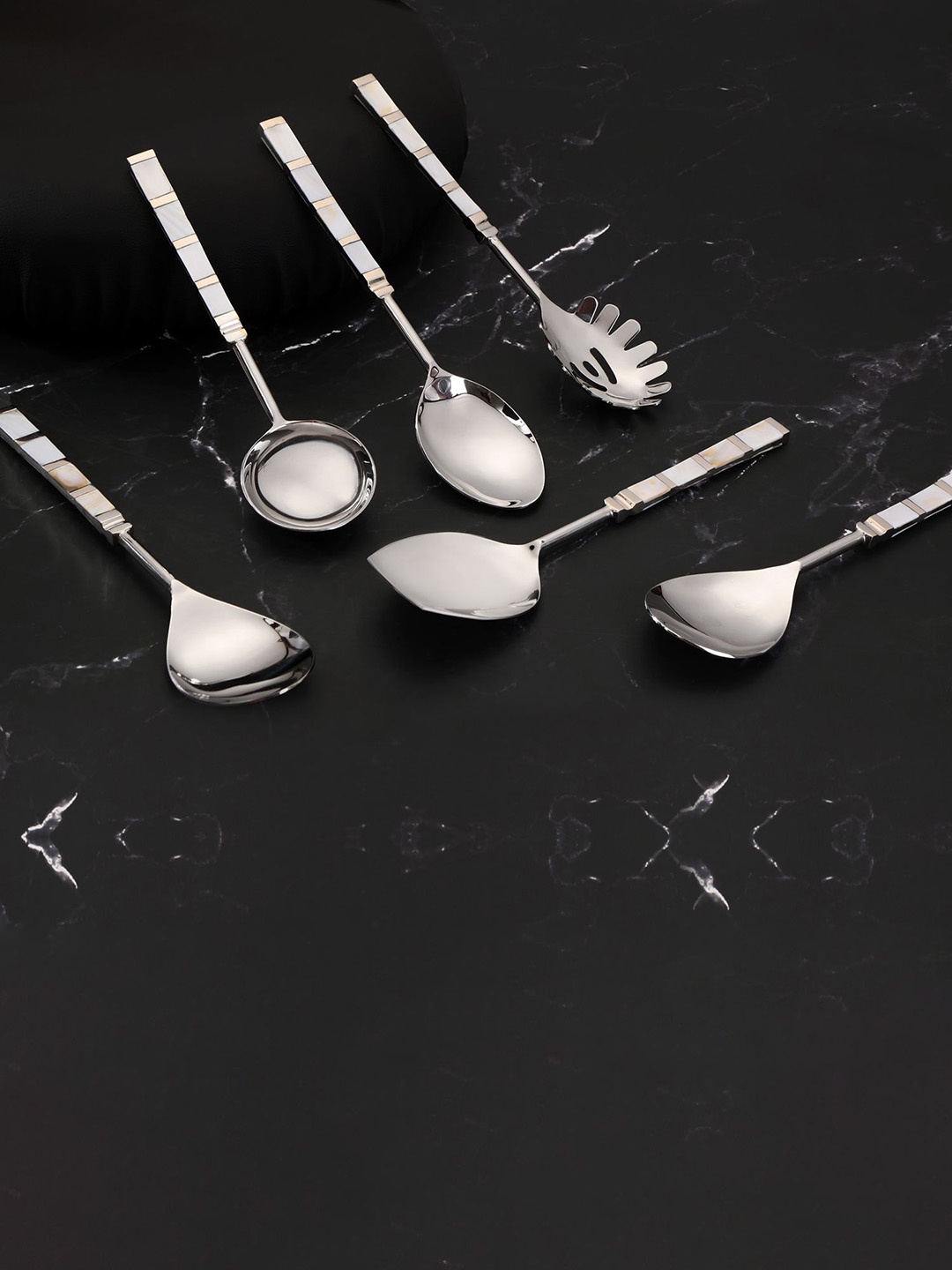 

THE HOME CO. White 6 Pieces Stainless Steel Cutlery Set