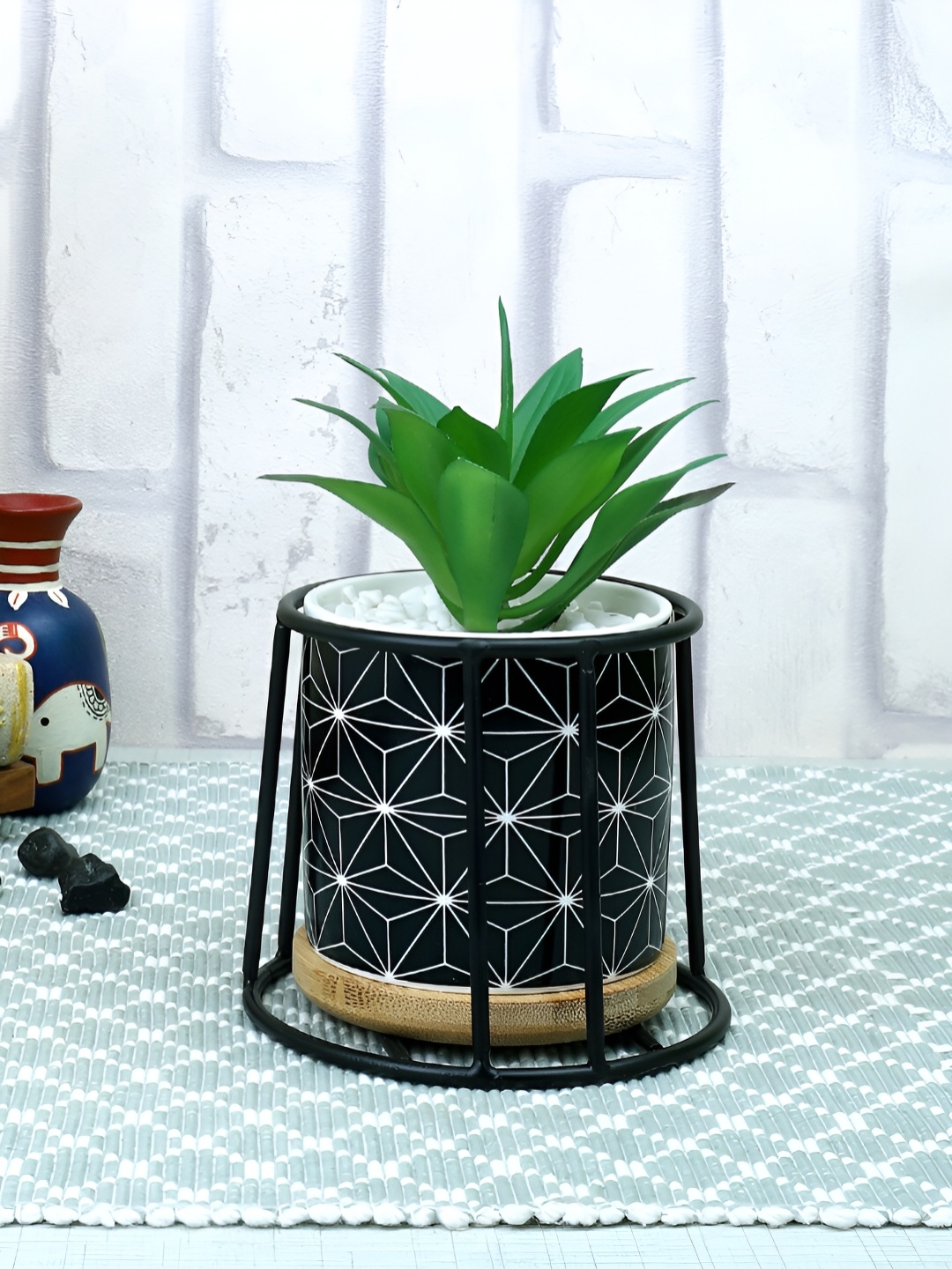 

TAYHAA Green & Black Succulent Artificial Plant With Pot