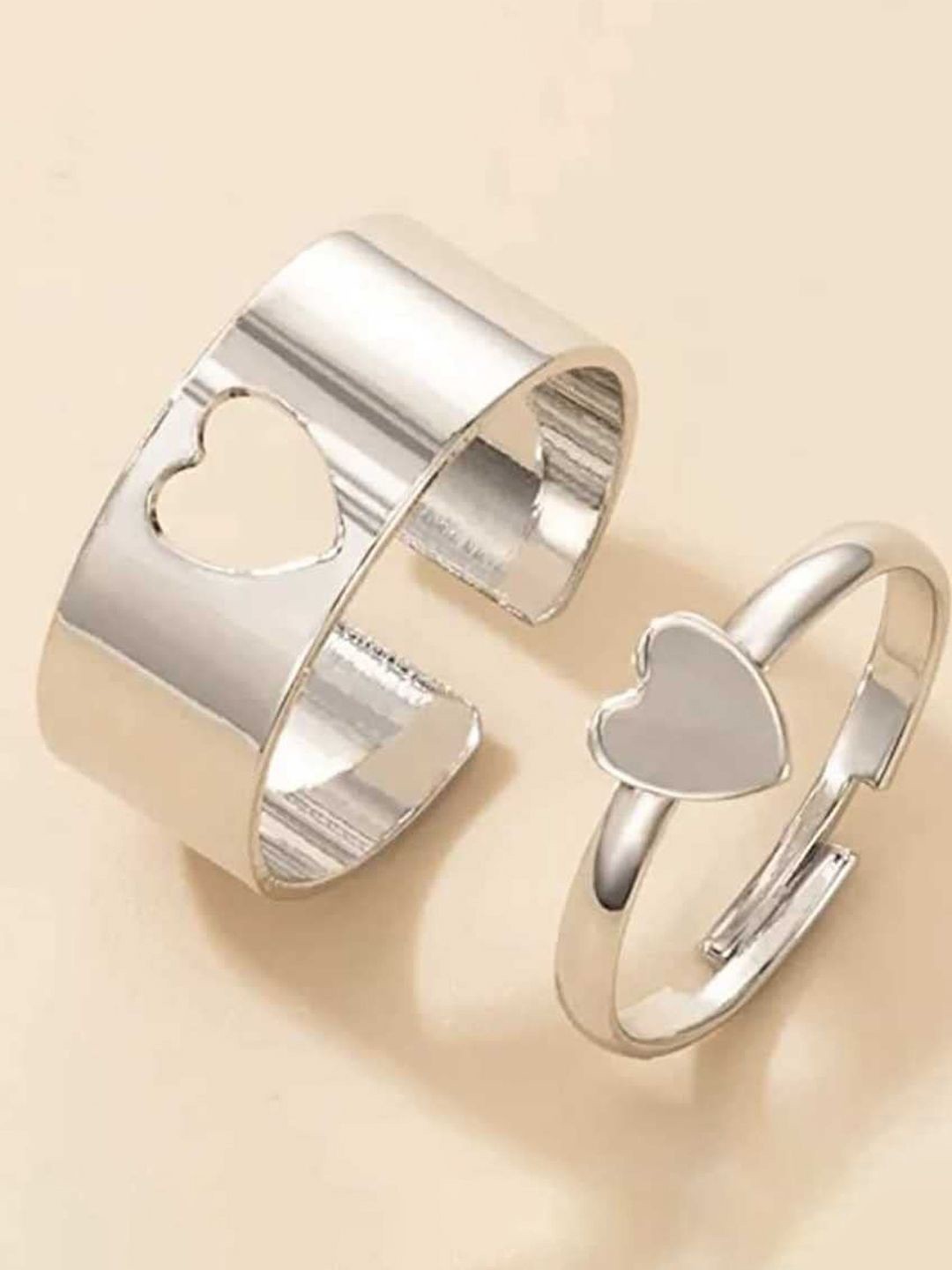 

Jewels Galaxy Set Of 2 Silver-Plated Heart Finger Rings