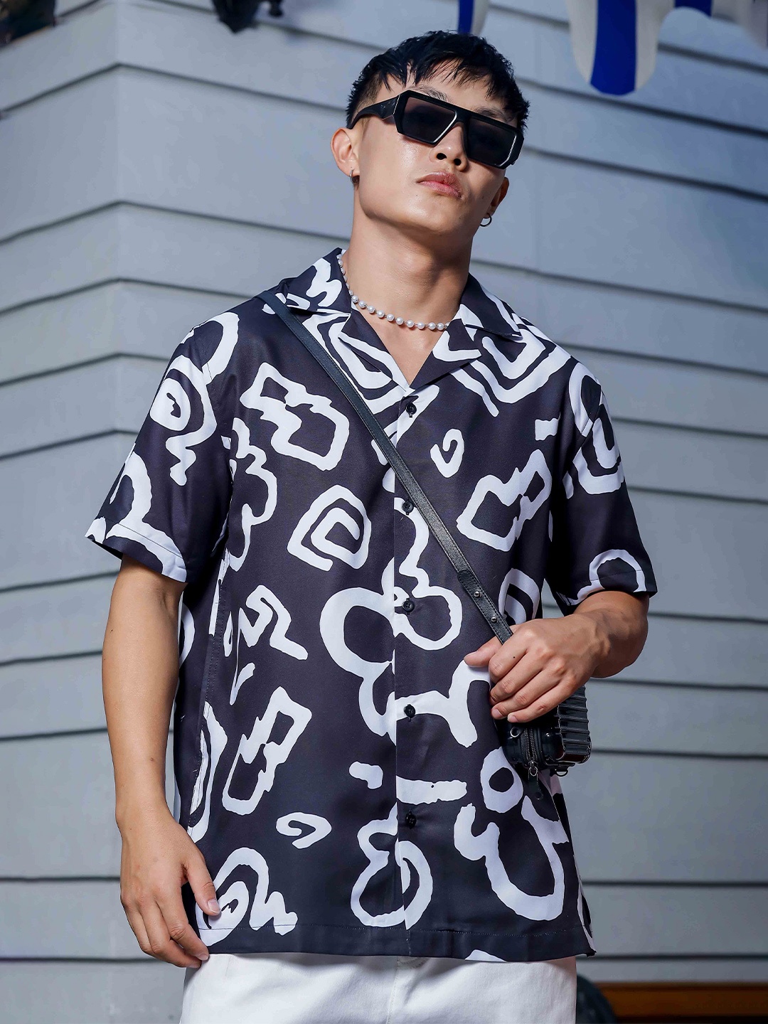 

House of Koala Unisex Floral Printed Cuban Collar Classic Relaxed Fit Resort Shirt, Black