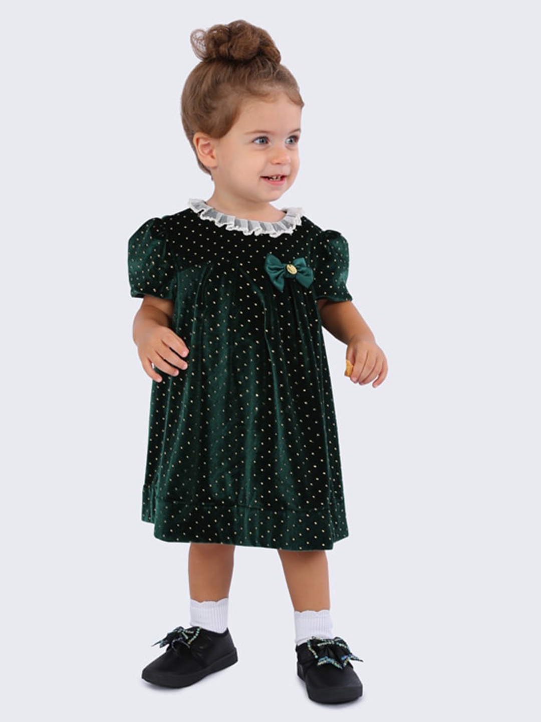 

One Friday Girls Polka Dot Printed Peter Pan Collar Puff Sleeves A-Line Dress, Green