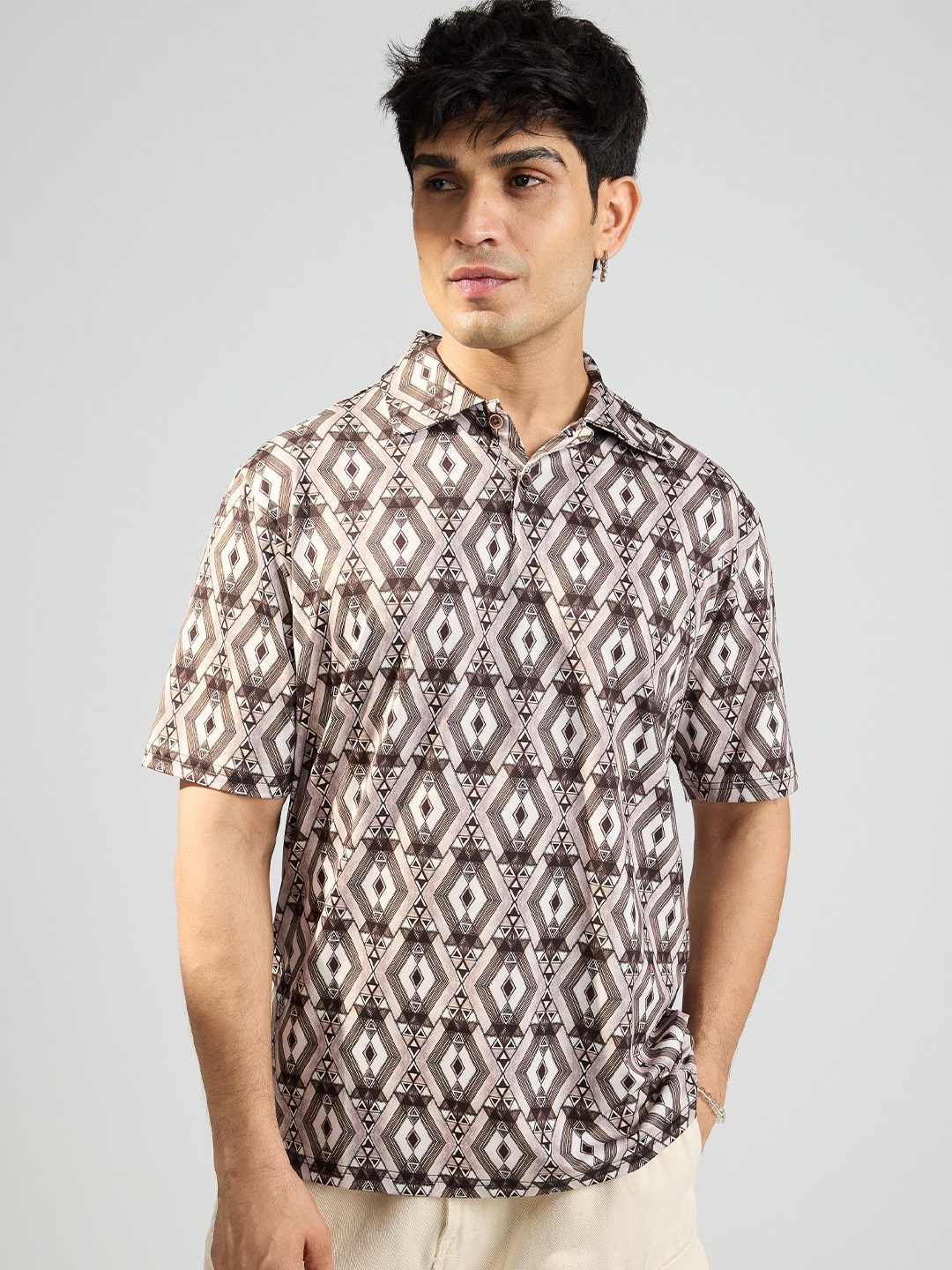 

FREAKINS Geometric Printed Polo Collar Short Sleeves T-shirt, Brown