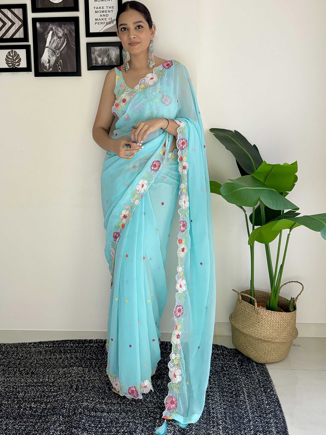 

Mitera Floral Embroidered Sequinned Saree, Blue