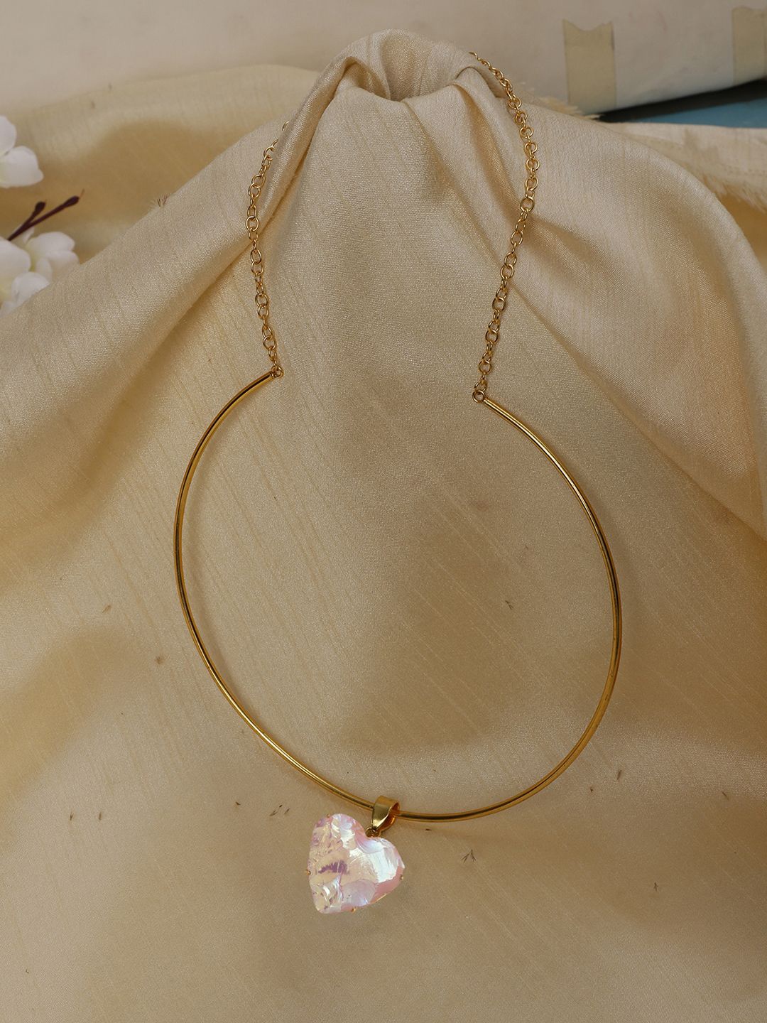 

XAGO Gold-Plated American Diamond Studded Heart Shaped Pendant With Chain