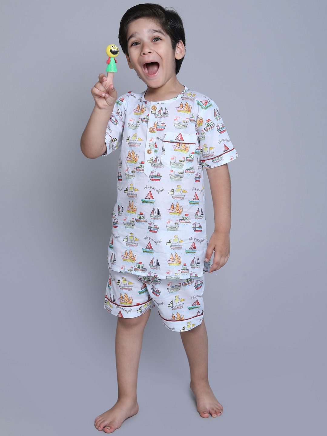 

BAESD Boys Graphic Printed Pure Cotton Night suit, Cream