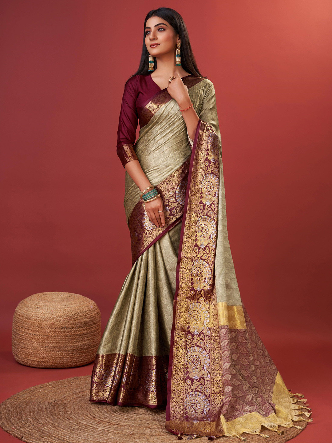 

Mitera Ethnic Motifs Zari Pure Silk Banarasi Saree, Off white