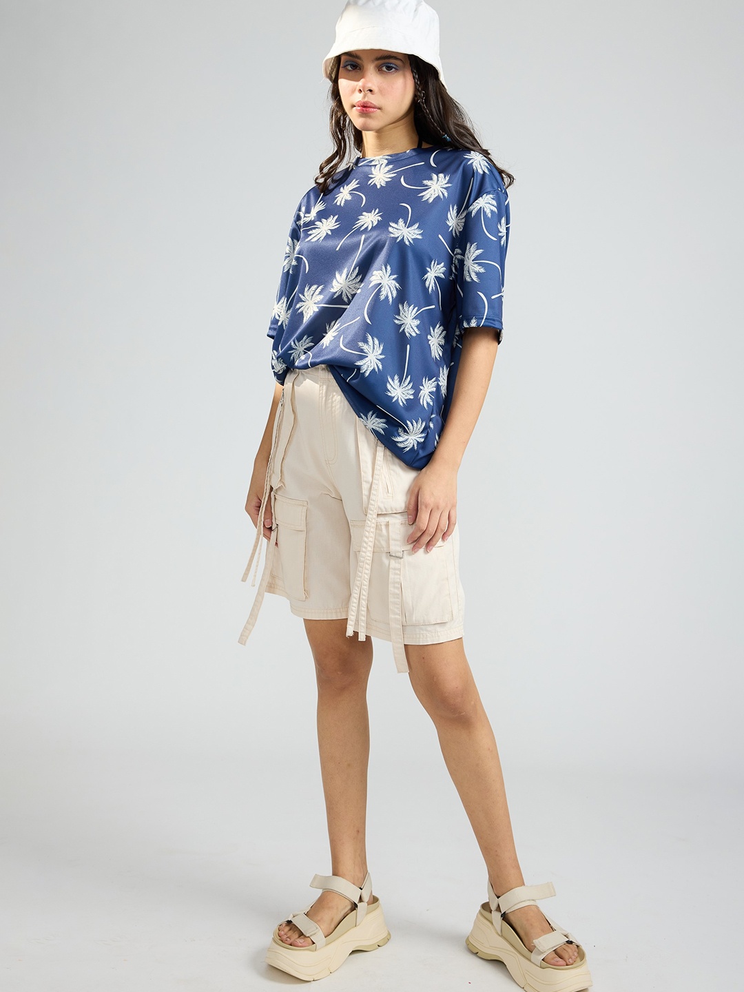 

FREAKINS Graphic Printed Round Neck Drop-Shoulder Sleeves T-shirt, Blue