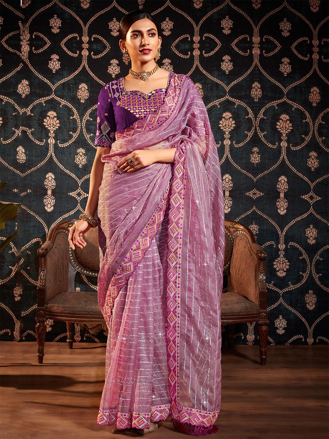 

ALAGINI Ethnic Motifs Beads and Stones Organza Heavy Work Chanderi Saree, Lavender