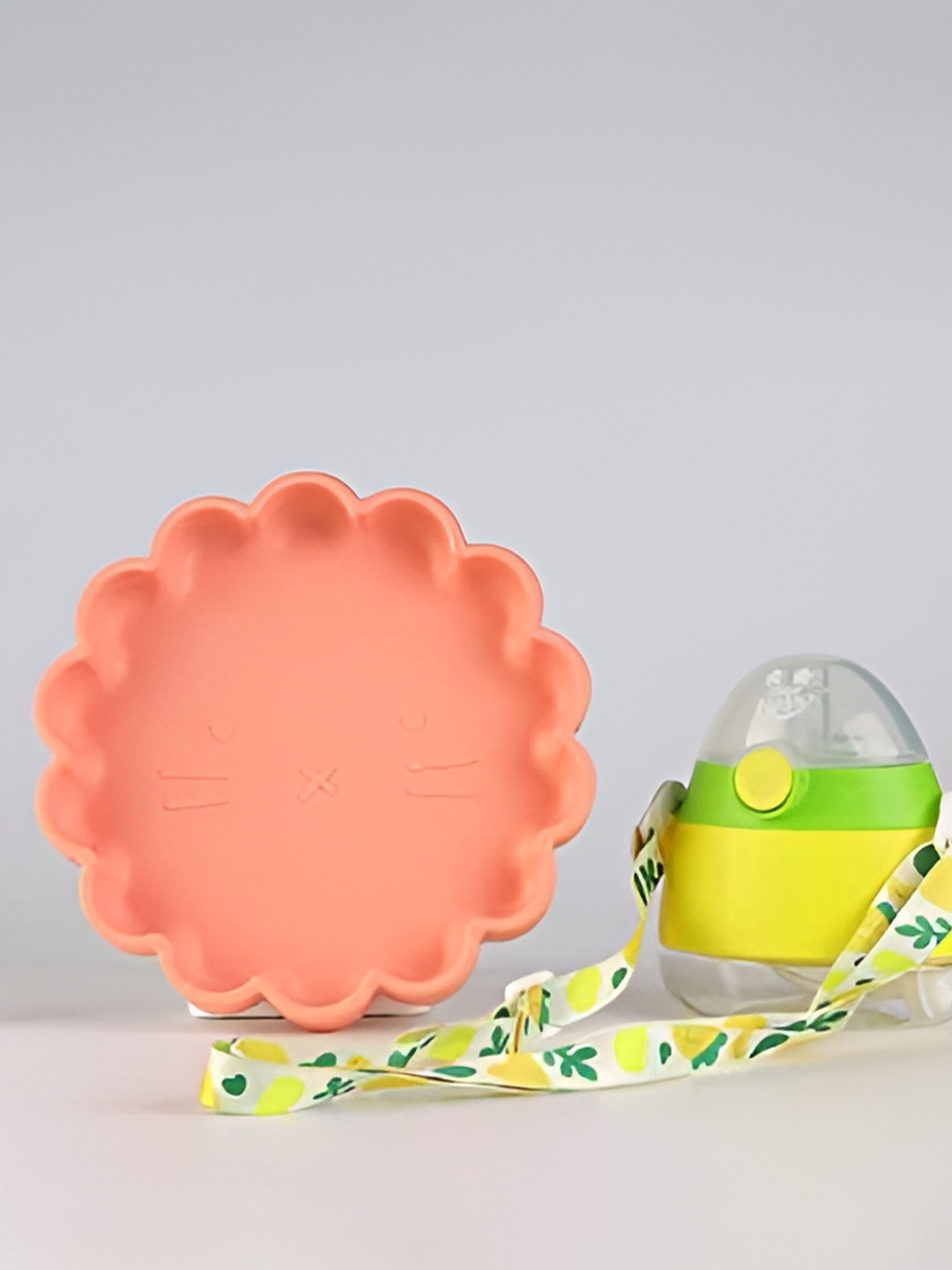 

Starkiddo Kids 4 Pieces Yellow Plates