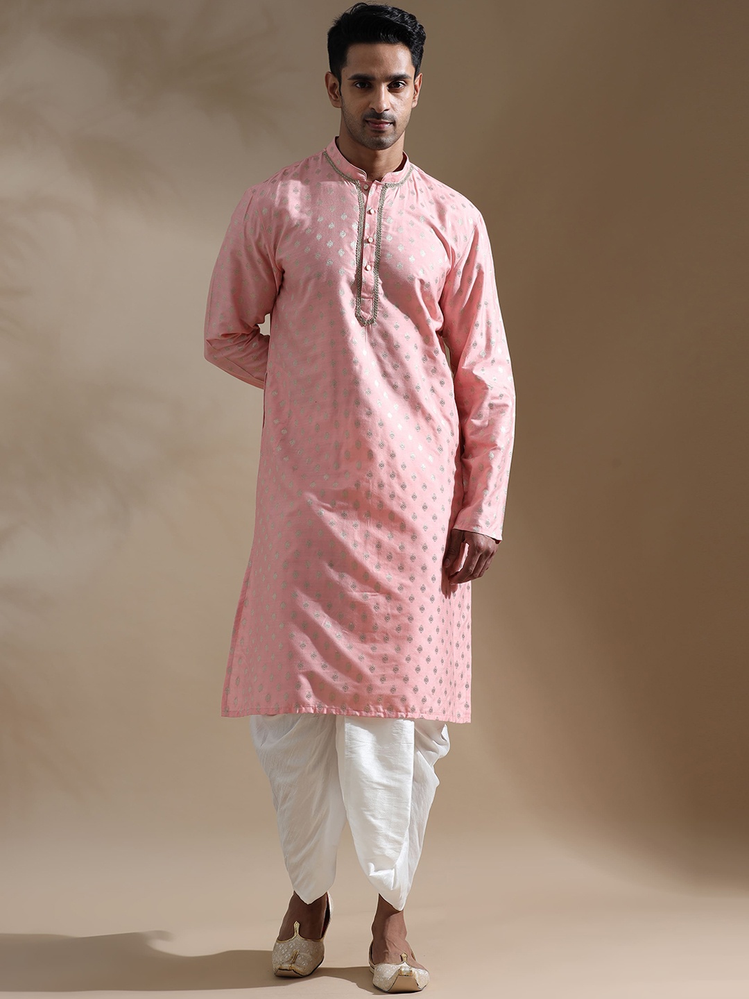 

FILORI Ethnic Motifs Woven Design Gotta Patti Jacquard Mandarin Collar Straight Kurta, Pink