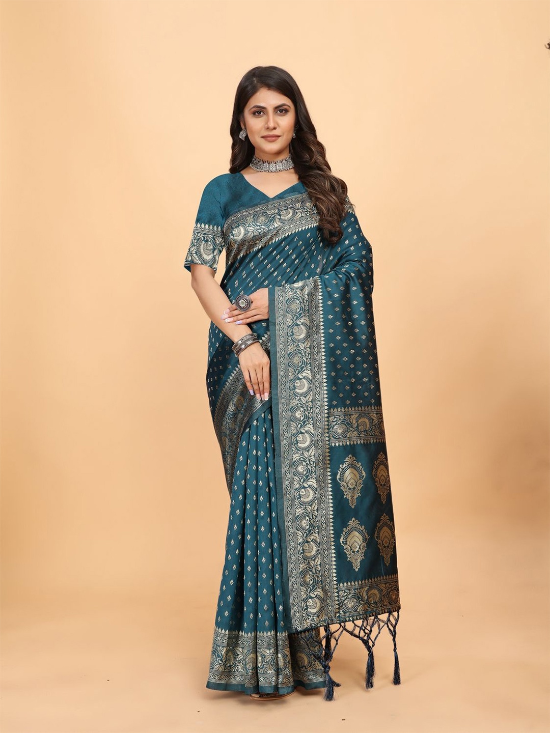 

DRIZOMIZ Woven Design Zari Ikat Saree, Blue