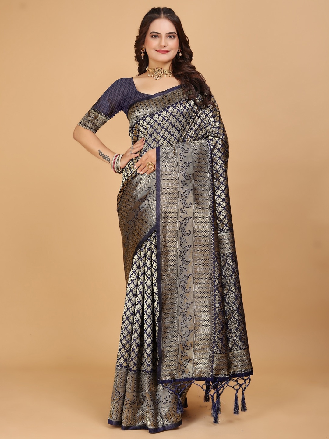 

DRIZOMIZ Woven Design Zari Ikat Saree, Blue