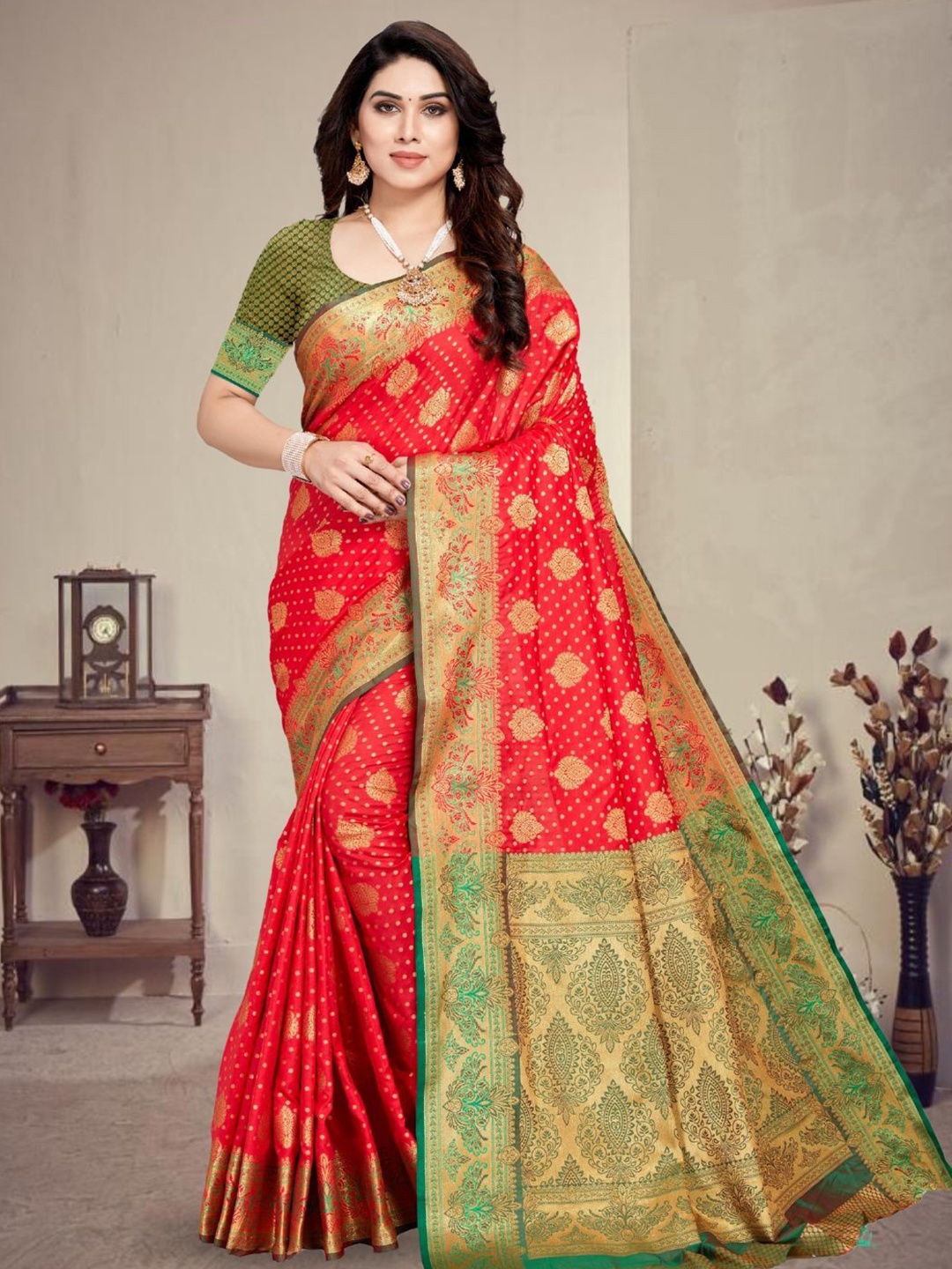 

Mitera Woven Design Zari Banarasi Saree, Red