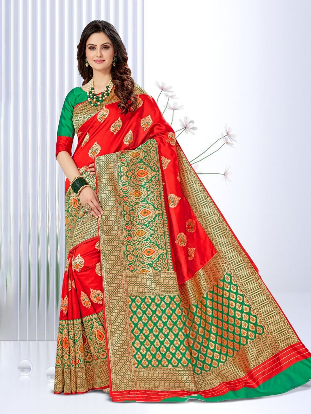 

Mitera Ethnic Motifs Zari Banarasi Saree, Red