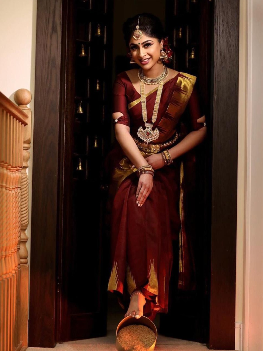 

BerMondsey Zari Banarasi Saree, Maroon