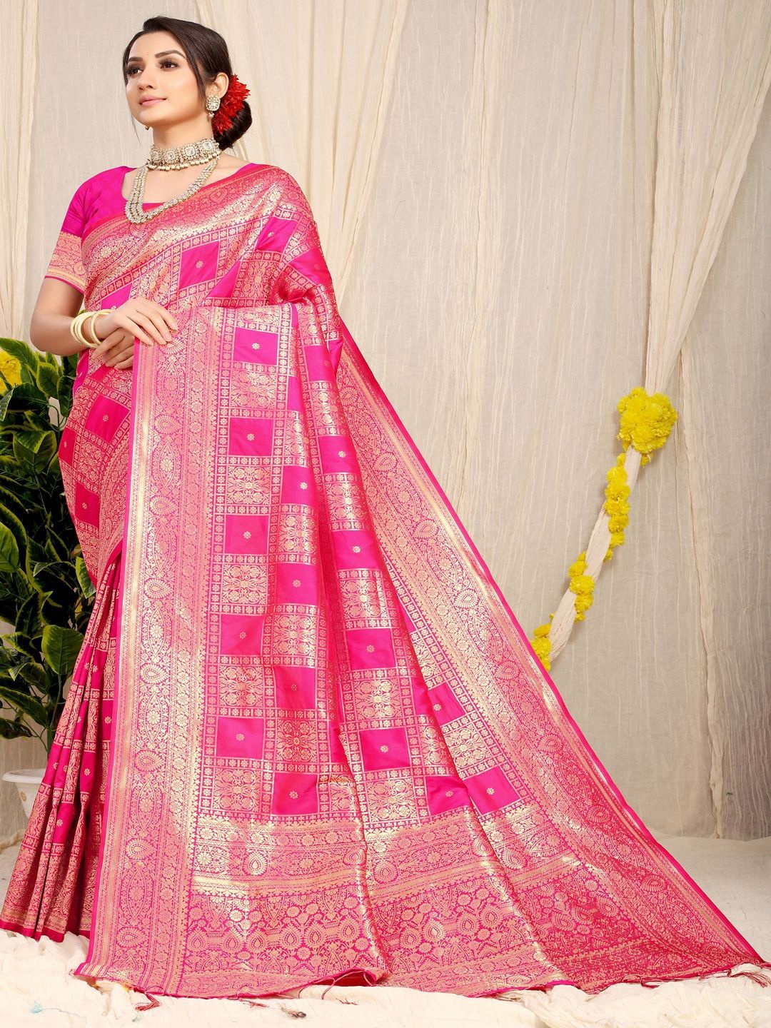 

SGF11 Ethnic Motifs Zari Kanjeevaram Saree, Pink