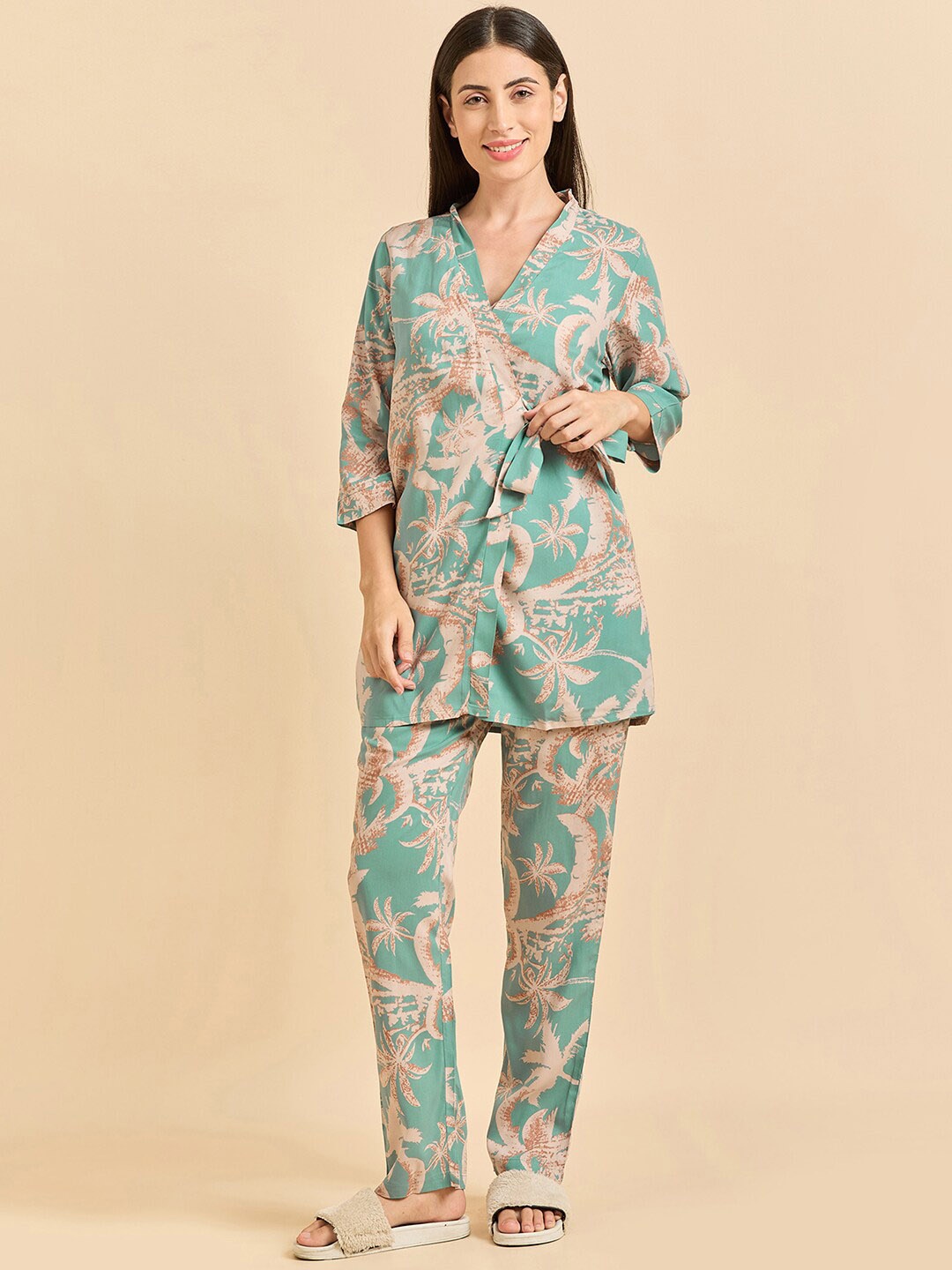 

Sweet Dreams Sea Green Floral Printed V-Neck Top & Kaftan With Pyjamas