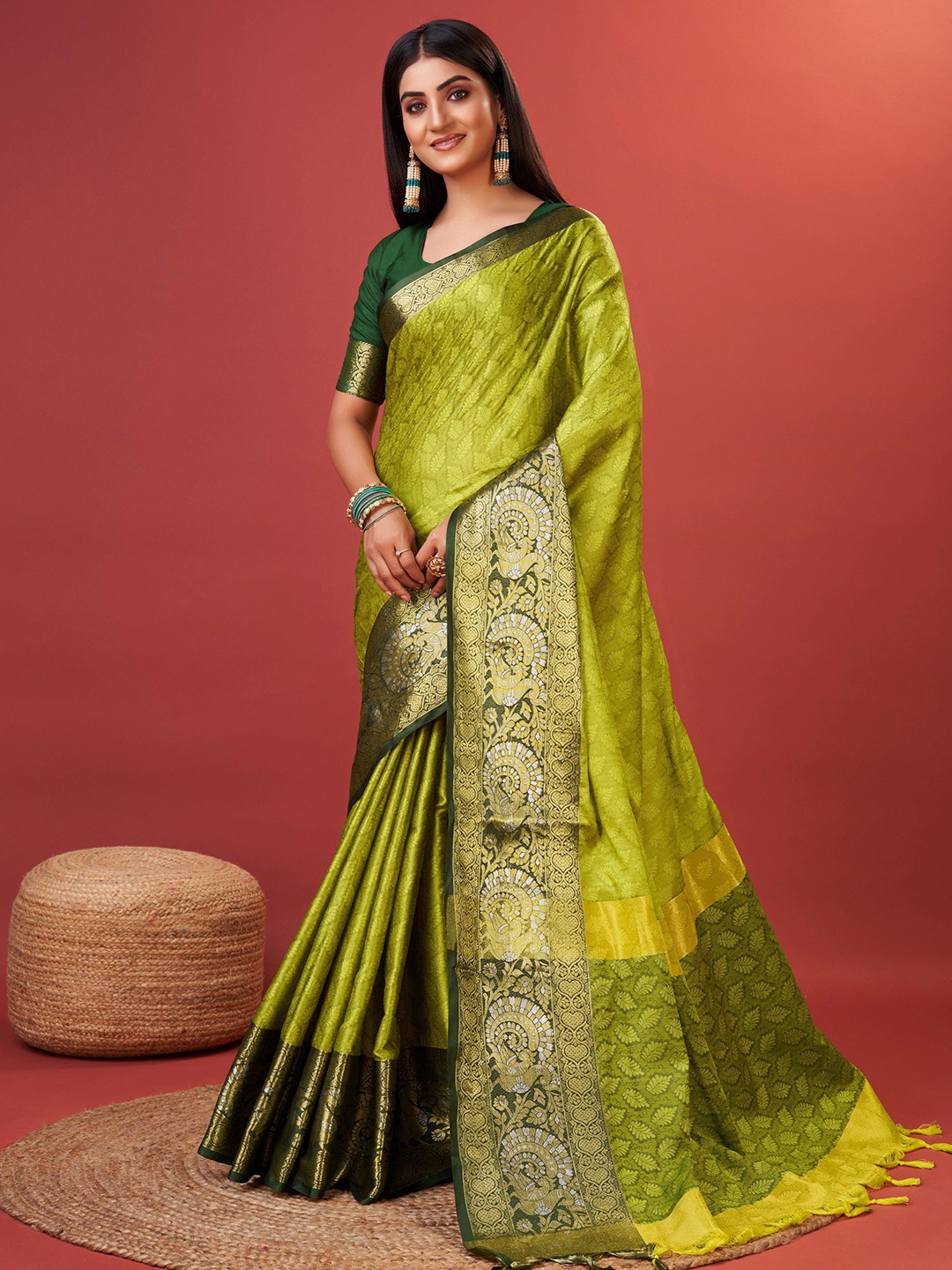 

KALINI Ethnic Motifs Pure Silk Banarasi Saree, Green